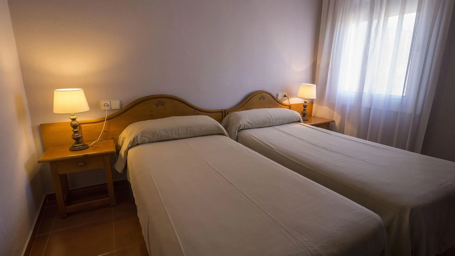 Apartments Mar De Tossa 또사데마르