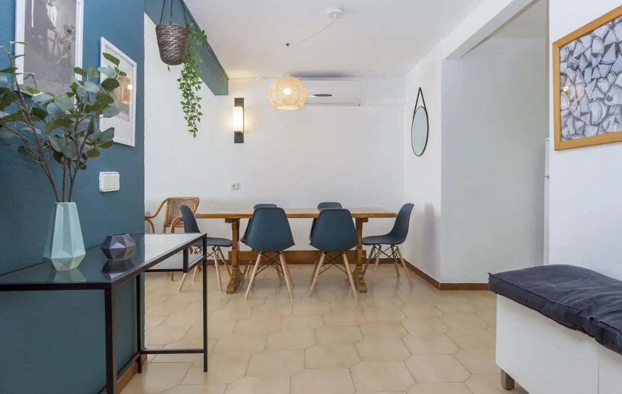 Apartments Mar De Tossa 또사데마르 0*,